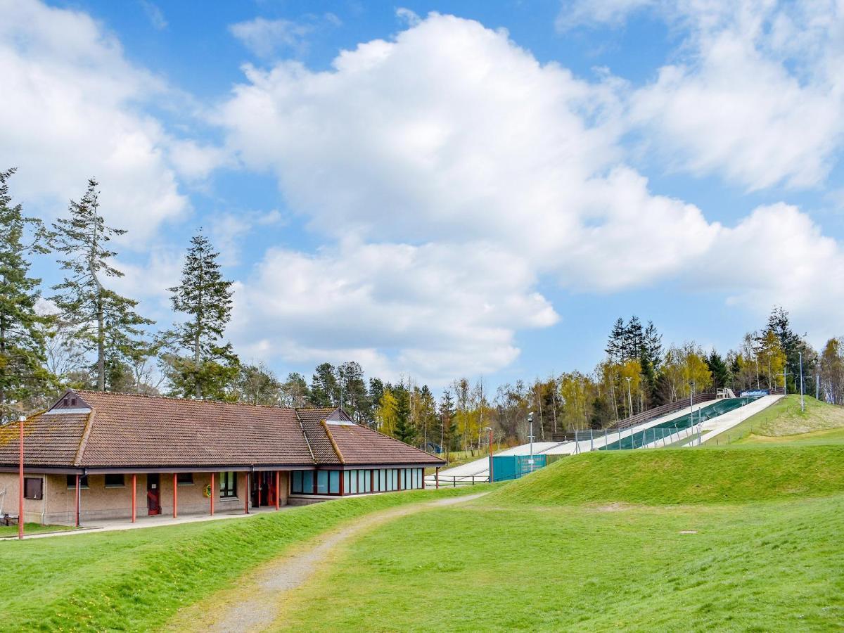 Ukc6715 - Haughton Holiday Home Bridge of Alford Екстер'єр фото